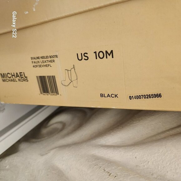 Michael Kors Evaline Almond Toe High Heel Booties Black / Signature Size 10. NIB - Picture 3 of 10